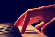 利物浦逆袭：AC米兰传统强队落败